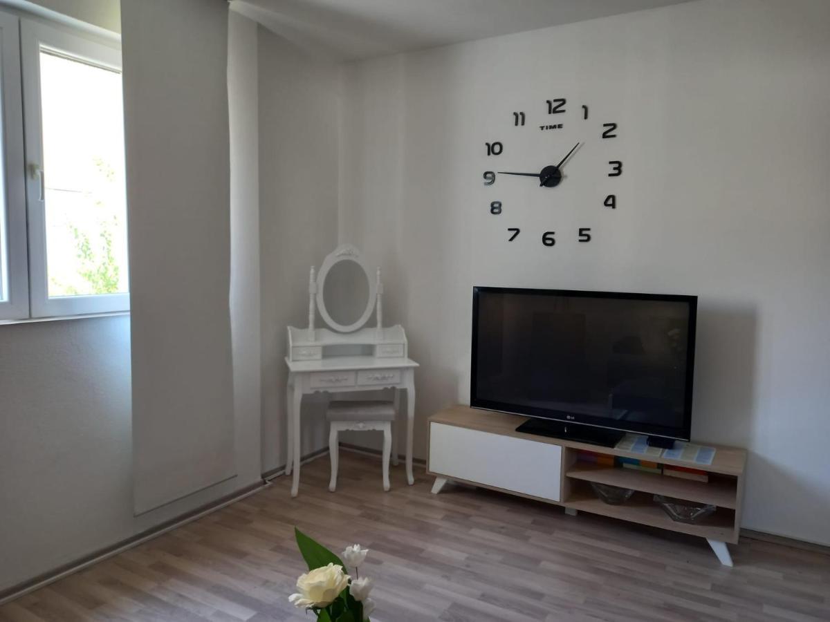 Apartman Zara ภายนอก รูปภาพ